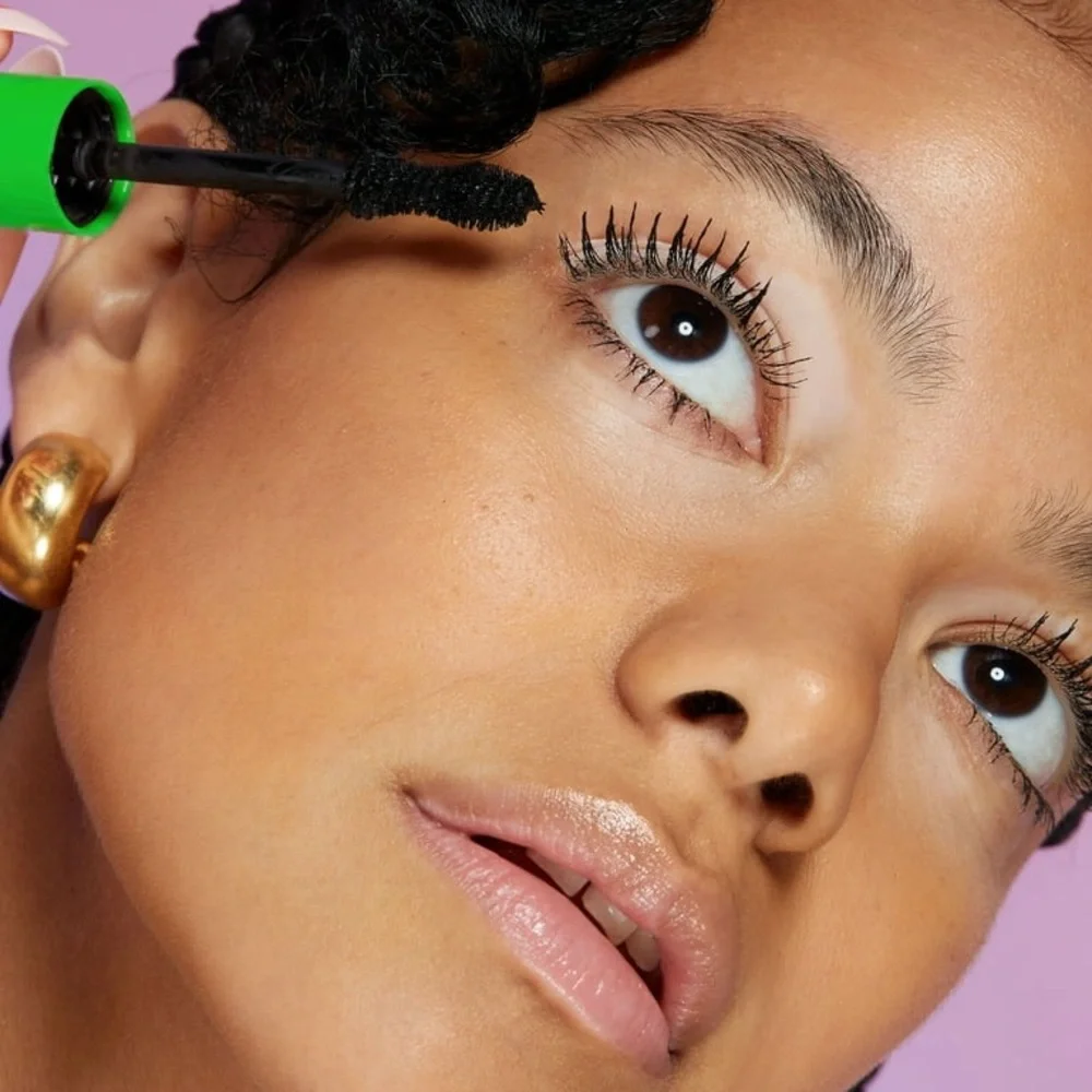 Lottie London Serving Lash Mascara Ultra Volumizing Vegan‎ Mascara - Black